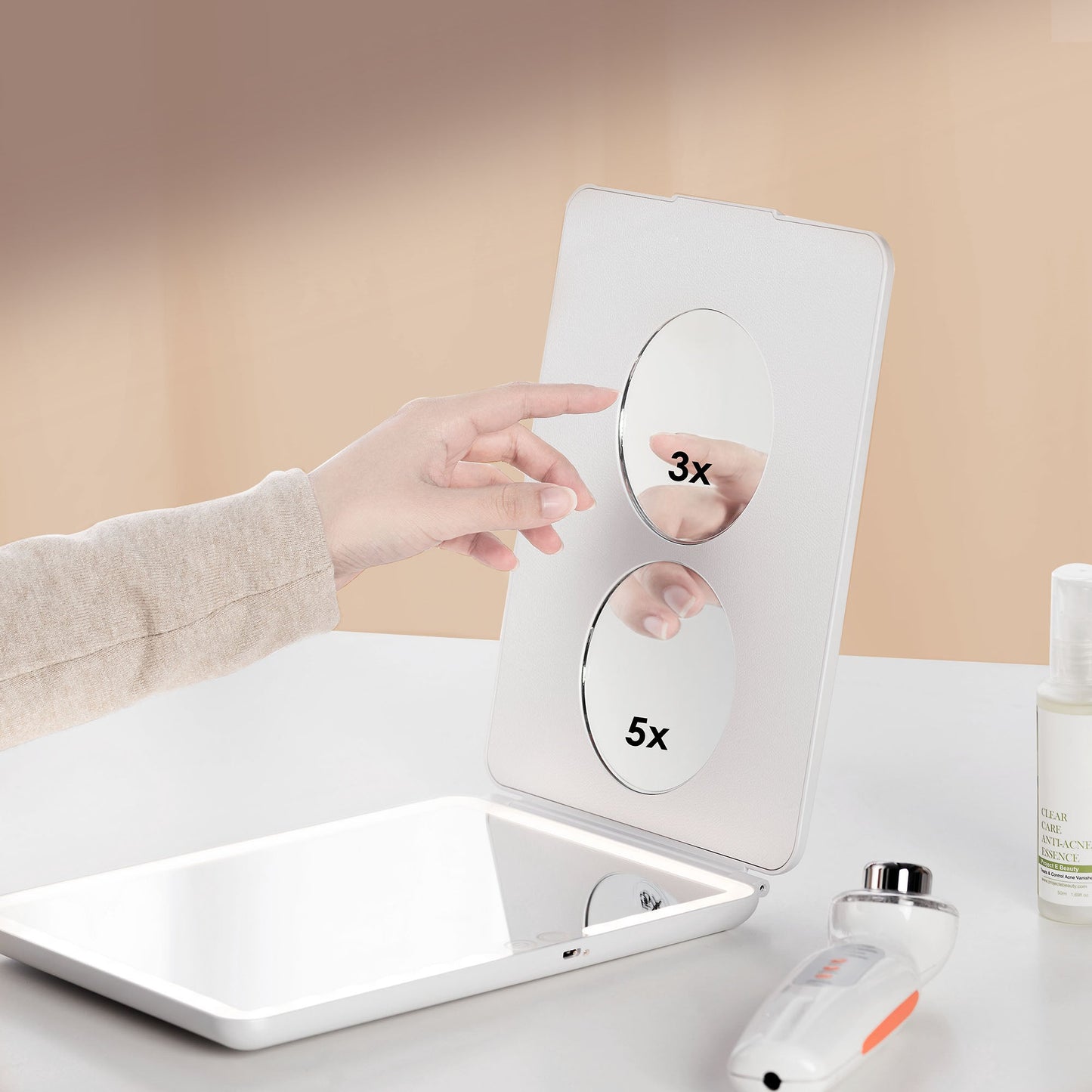 Mirrorvio+ | LED Travel Mirror